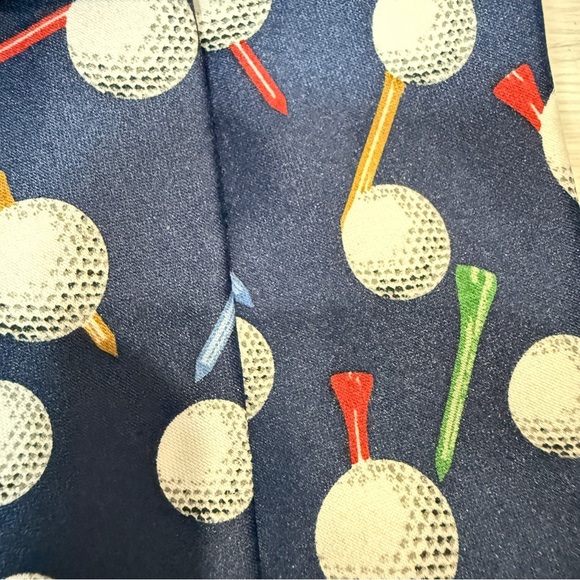 Parquet Golf Themed Necktie - Picture 9 of 12